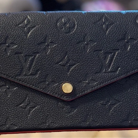 Louis Vuitton Empreinte Felicie Pochette in Leather Color:  Marine Rouge - Picture 6 of 11